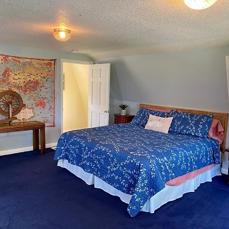 1 Bed Cottage, Partial Waterviews & Water Access Westport Exterior foto